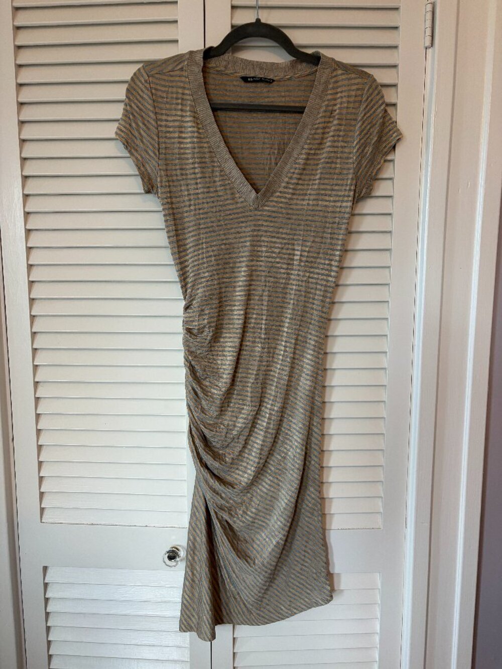 Black Halo t-shirt dress small ruched striped v-neck midi